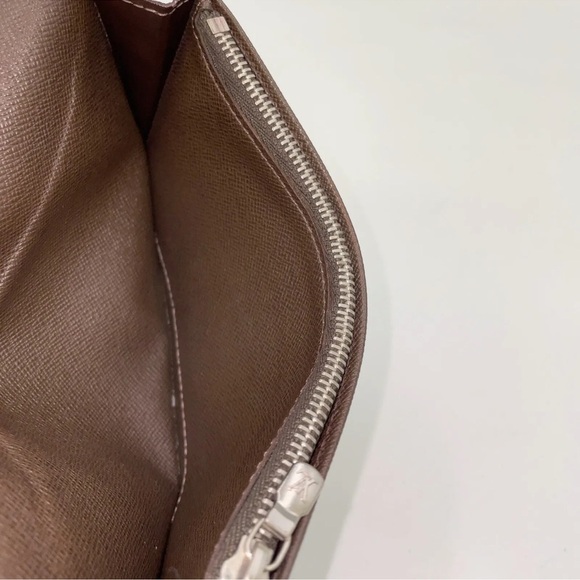 Auth Louis Vuitton Taiga Brown Portefeuille Brother  M61697 EUC DC IN PHOTO - Picture 12 of 16